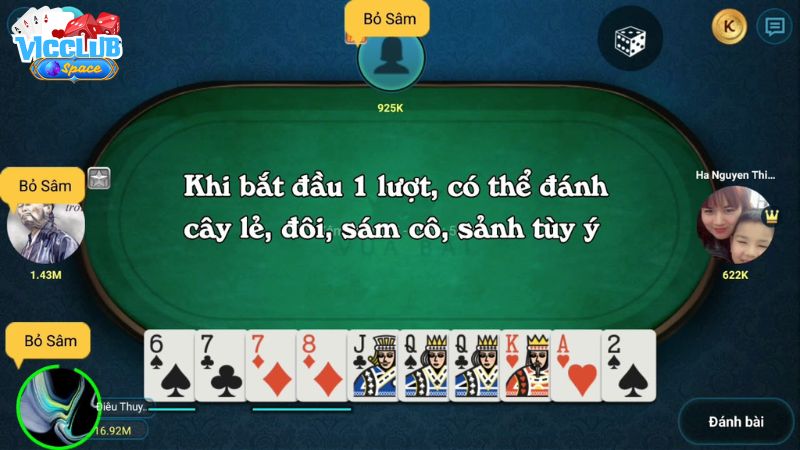 Game thủ bắt đầu ván đấu có thể đánh bất kỳ bộ bài nào mình muốn